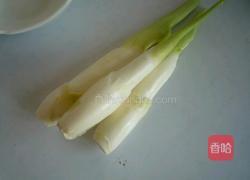 茭白炒腊肠的做法图解1