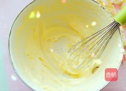 抱坚果的小饼干的做法图解2