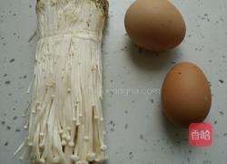 鸡蛋炒金针菇的做法图解1
