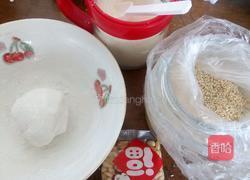 芝麻松仁汤圆的做法图解3