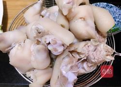 黄豆炖猪脚的做法图解4