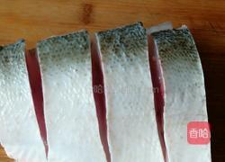 红烧鲢鱼的做法图解1