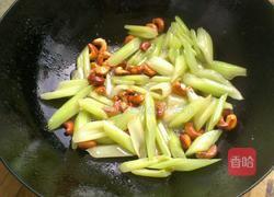 腰果炒西芹的做法图解8