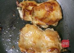 香煎蜜汁鸡腿的做法图解2