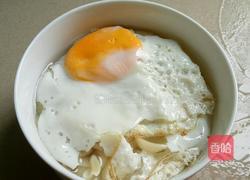 鸡蛋肉丁贝壳粉的做法图解6