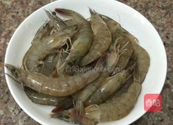 美极蒜蓉虾的做法图解2