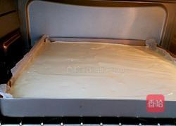 戚风奶油蛋糕卷的做法图解12