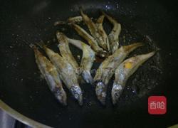 多春鱼豆腐盅的做法图解6