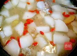 白萝卜骨头汤的做法图解6