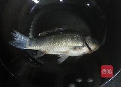 腐竹金针菜鱼汤的做法图解4