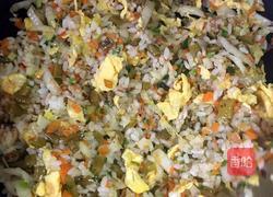 酸菜炒花饭的做法图解9