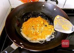 蛋黄焗南瓜条的做法图解5