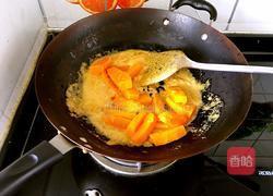 蛋黄焗南瓜条的做法图解6