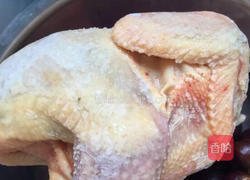 上海白斩鸡的做法图解1