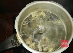 人参甲鱼汤的做法图解2