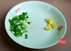 玉米大骨头汤的做法图解2
