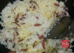 腊肠鸡蛋炒饭的做法图解4