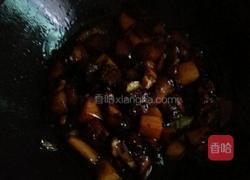 红烧肉炖土豆的做法图解8