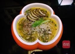 宝宝辅食-香菇炖鸡面的做法图解4