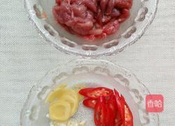 醋溜肉片黄秋葵的做法图解3