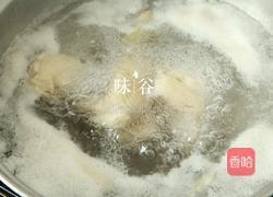 灵芝炖鸡的做法图解3