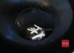 蒜薹炒豆干的做法图解3