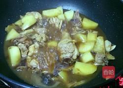 薯仔焖鸡的做法图解8