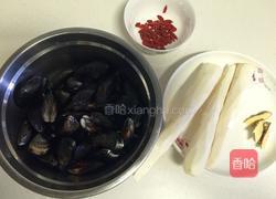 淡菜山药滋补汤的做法图解1