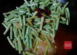 老干妈烧豆角的做法图解5