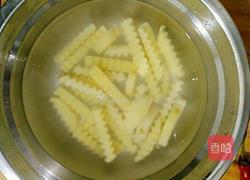 脆脆炸薯条的做法图解2