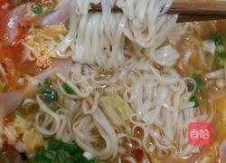 泡菜煮面的做法图解1