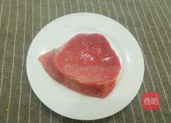 香菇炒牛肉的做法图解1