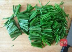 韭菜炒豆皮的做法图解2