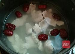 红枣瘦肉汤的做法图解3