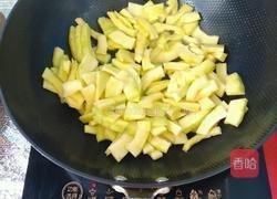 炒南瓜片的做法图解3