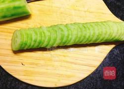 吞拿鱼沙拉的做法图解3