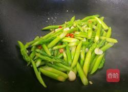 青炒芦笋的做法图解8