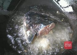 焖鱼头的做法图解2