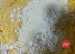 甜紫苏叶配油炸鱼的做法图解4