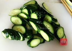 虾仁黄瓜炒蛋的做法图解4