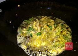 甜紫苏叶配油炸鱼的做法图解9