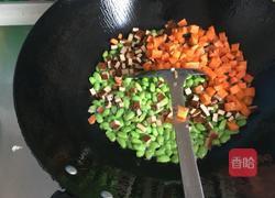 毛豆炒豆干的做法图解4