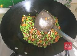 毛豆炒豆干的做法图解7