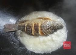 软烧鲫鱼的做法图解5