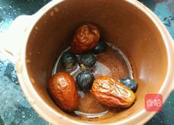 枸杞红枣排骨汤的做法图解3