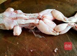 青椒炒牛蛙的做法图解4