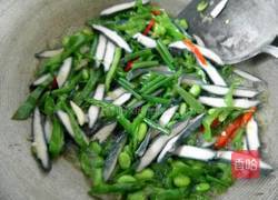 臭豆腐烧毛豆的做法图解10