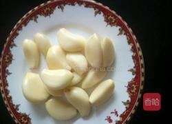 腌大蒜的做法图解1