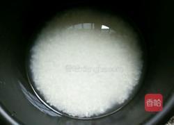 土豆鸡肉焖饭的做法图解1