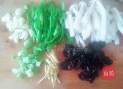 海鲜茹炒鸡腿肉的做法图解4